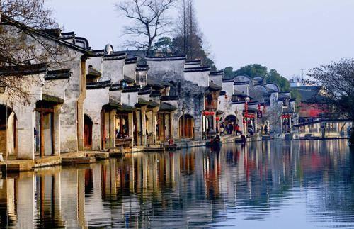 芯片股今日反弹 晶门半导体上涨4%上海复旦涨近3%